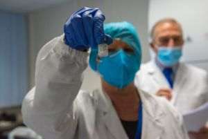 Vaccinarea refugiaţilor riscă să se prelungească dincolo de 2022